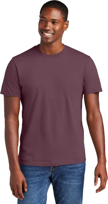 District DT6000 Very Important Tee - Plum